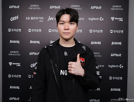 헤드라인 썸네일