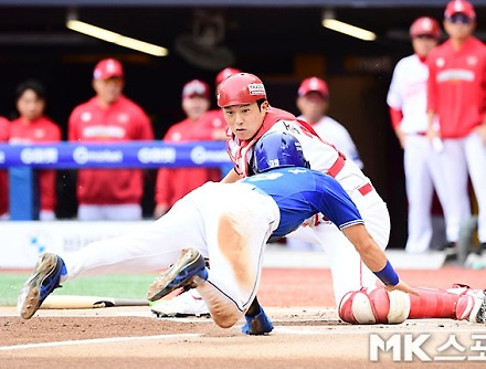 헤드라인 썸네일