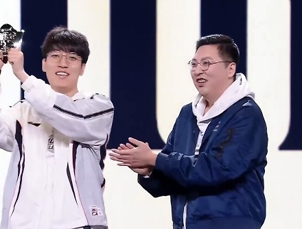 헤드라인 썸네일