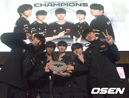 헤드라인 썸네일