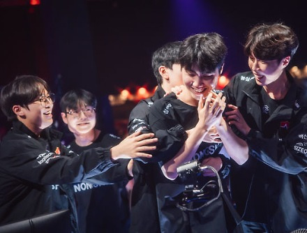 헤드라인 썸네일