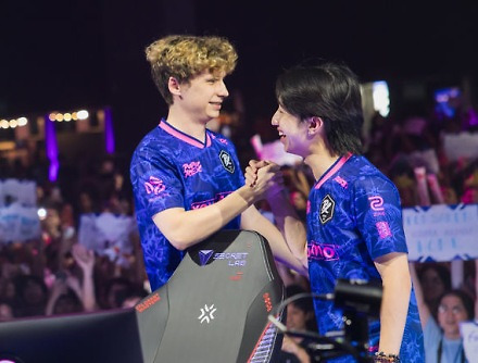 헤드라인 썸네일