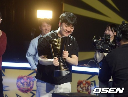 헤드라인 썸네일