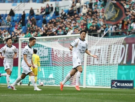 헤드라인 썸네일