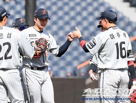 헤드라인 썸네일