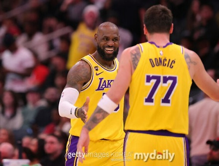 헤드라인 썸네일