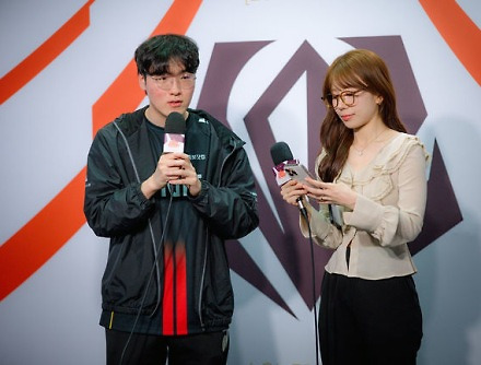 헤드라인 썸네일