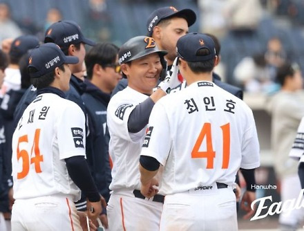 헤드라인 썸네일