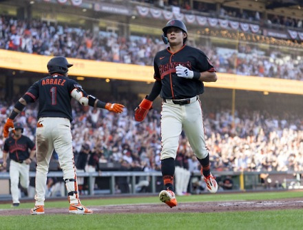 헤드라인 썸네일