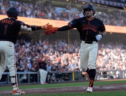 헤드라인 썸네일