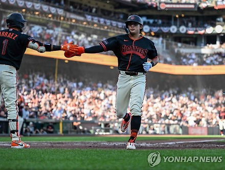 헤드라인 썸네일