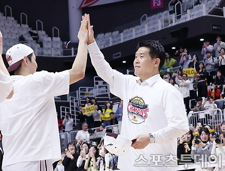 헤드라인 썸네일