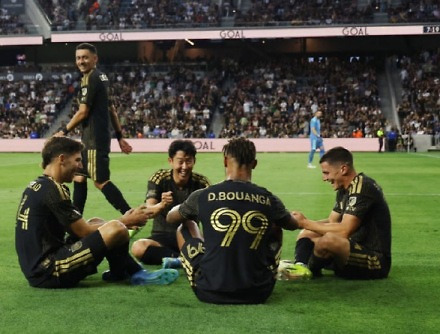 헤드라인 썸네일