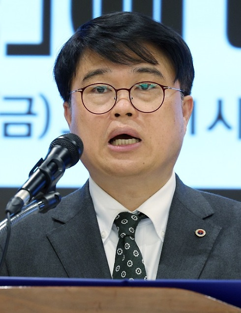 임현택 "대법관 승진 회유해 의대증원 기각...한국의료 사망선고"