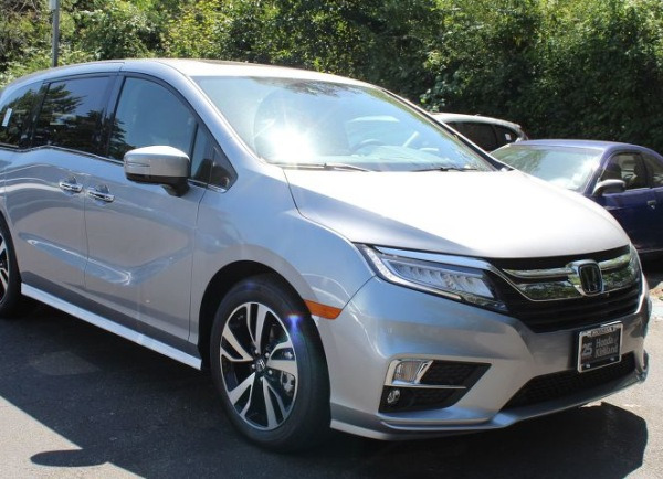 Honda Odyssey Sport Hybrid 2019