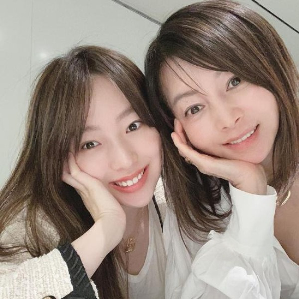 “어머니신가요, 언니신가요?” 올해 62살인데 딸보다 더 어려보인다는 여배우