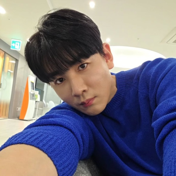 전세 사기당하고 돈이 없어 ''1평짜리 옷방에서 살았다는'' 트로트 가수