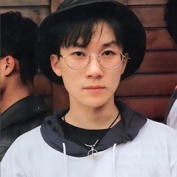 ''문화 대통령이라 불렀는데'' 저작권 문제로 돌연히 사라졌던 유명 가수