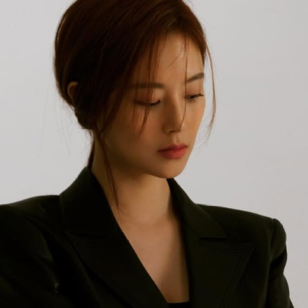 예쁜 외모 때문에 군대 혼란될까 봐 ''남동생 면회도 거절당했다는'' 여배우