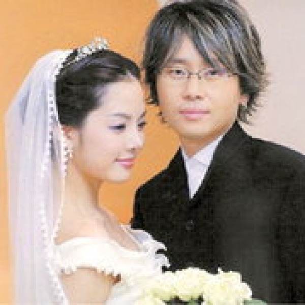 14살 어린 아내와 결혼했다가 전화 한 통으로 이혼, 그 이후 여자 1명도 안만났다는 가수