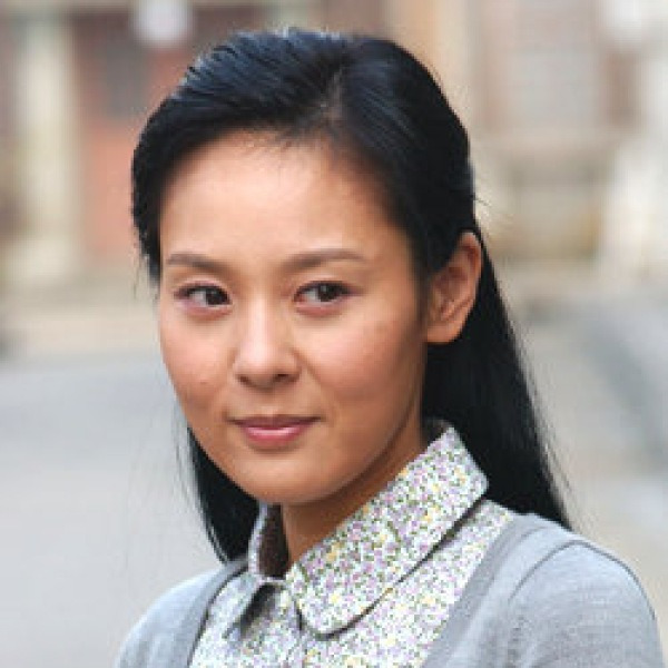 그렇게 열심히 살았는데 공연 몇 시간 전 극단적 선택한 전미선이 우리 곁을 떠난 진짜 이유