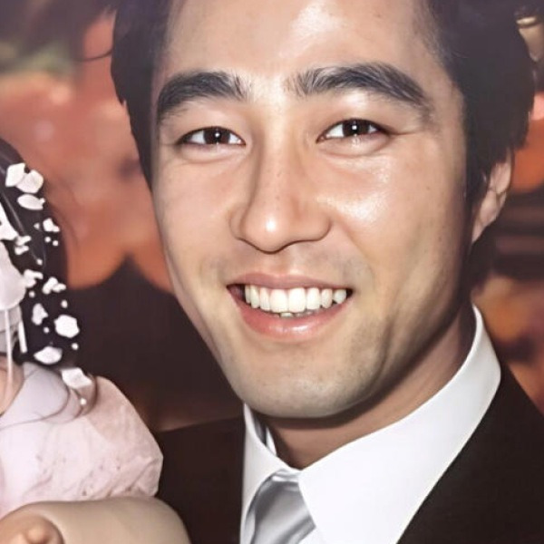 "사실 내 아이가 아닙니다.." 22년 동안 모두를 속였지만 응원 쏟아진 톱배우