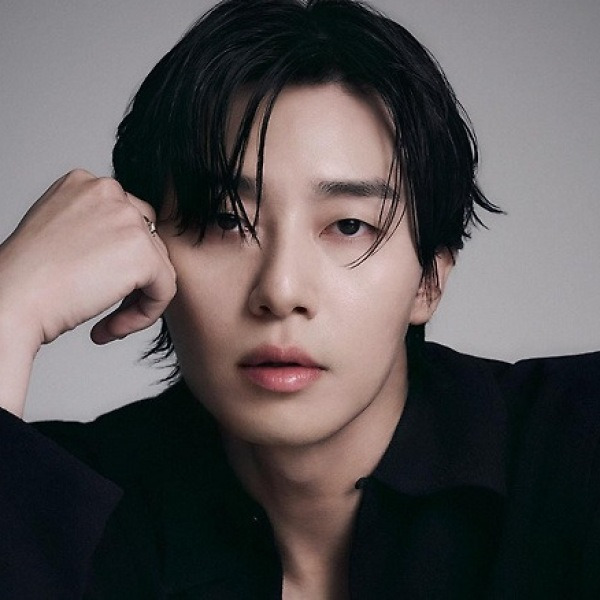 모두가 뜯어말린 강남 낡은 건물 사서 100억 번 이 배우는 누구?