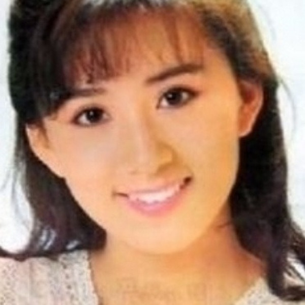 50대 맞아? 이 여배우 물광피부 비결, 10시 취침과 ‘이 팩’ 덕분!