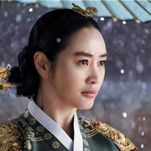 빌라 한 채에 80억 전액 현금 매입! 후배에게 새벽에 고기, 반찬까지 보내준 여배우 정체