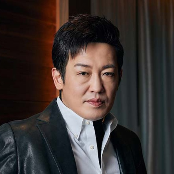 대기업 퇴사 후 오디션 봤는데 ''심사위원한테 극찬받고'' 대스타가 된 배우