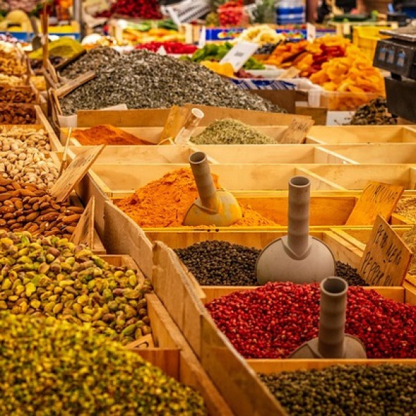 피부 노화, 탈모, 고혈압까지? 혈관을 뚫고 10년 젊게 만들어주는 최고의 음식 TOP 5