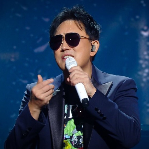 음원 수익으로 수백억 벌고 있는데, 자식한테 재산 1원도 안 물려준다는 가수