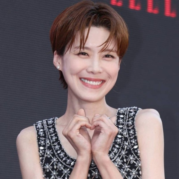 열애설도 없이 깜짝 결혼! 부부여행, 남편 공개한 탑연예인