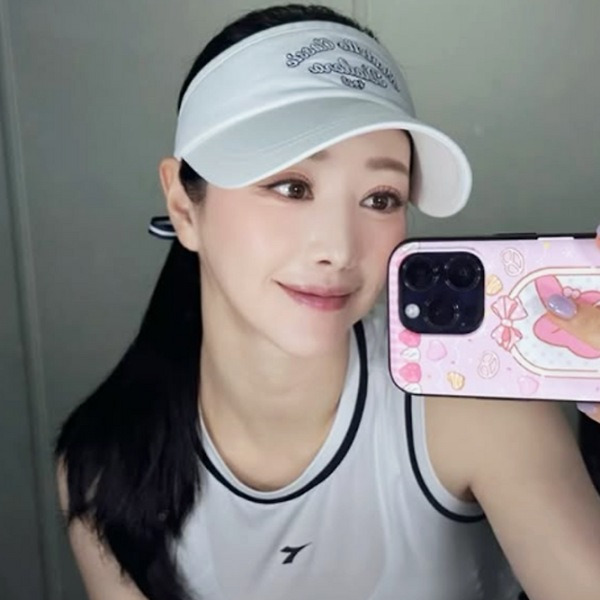 매니저한테 전 재산 사기당한 여배우… 중국 가서 ‘억대 부자’ 된 사연