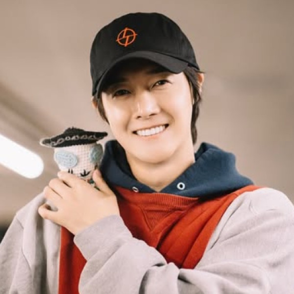 6억 넘게 땅 투자했다가 망해서 ''직접 농사짓고 산다는'' 유명 가수