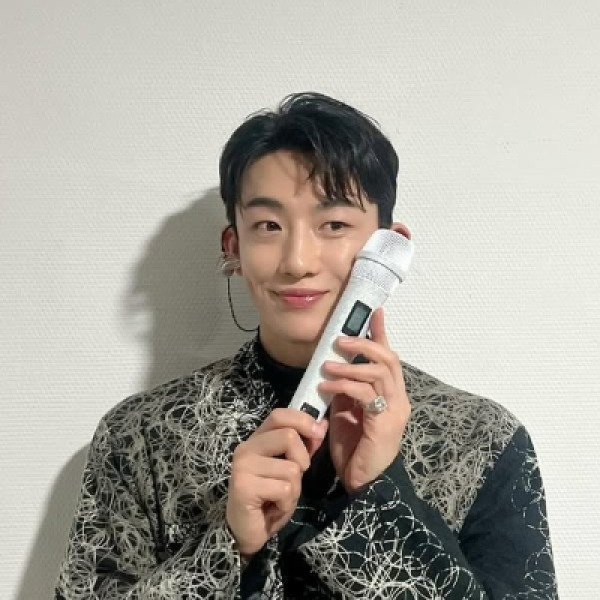 한겨울에 부모님이 ''아들 플래카드 홍보해 준 덕분에'' 성공했다는 트로트 가수