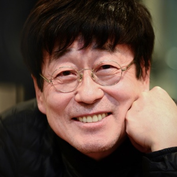 “술 없인 못 살았다” 대한민국 음악계 뒤흔든 서울대 출신 전설의 가수 김창완의 충격 고백