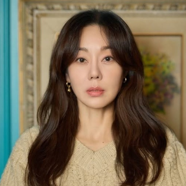 수십 명 ''재벌들의 청혼 거절하고'' 8년간 함께한 매니저랑 결혼한 여배우