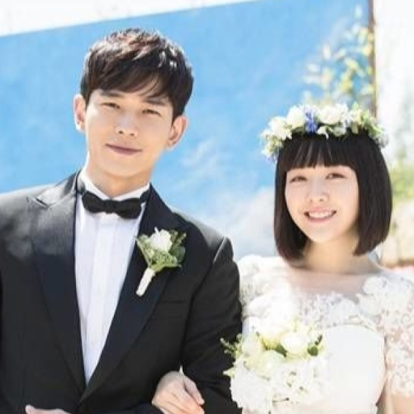 “선후배에서 부부로” 10년 전 드라마에서 만나 결혼까지 골인한 10살 차이 배우 부부