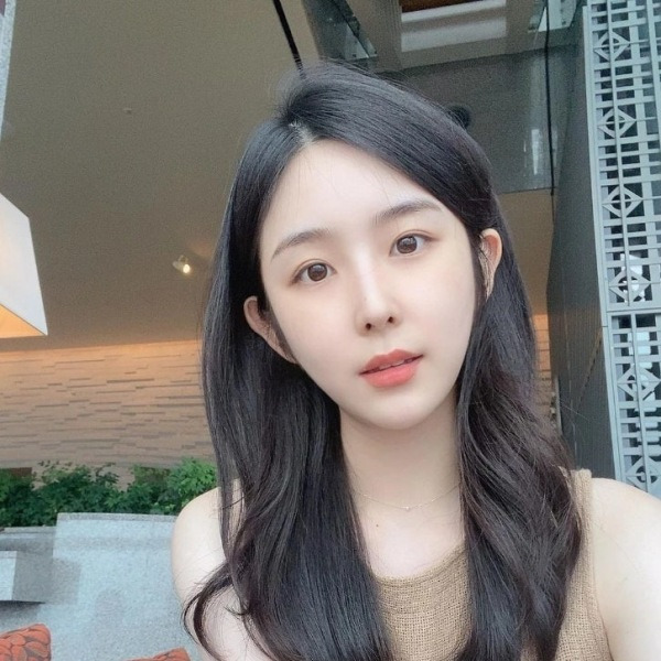 500억대 재력가와 결혼한 인플루언서, 대체 누구?