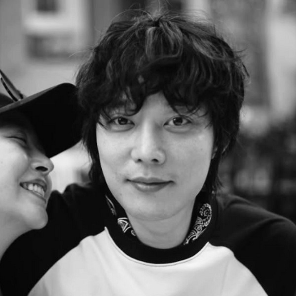 “드라마 찍다 진짜 사랑에 빠져”… 한 달 만에 재혼 결심한 연상연하 배우 커플, 실화야?