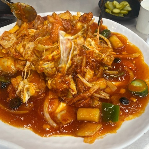 “건물까지 올린 공주 명물?!” 이 맛 모르면 후회하는 **피탕김탕** 솔직 후기