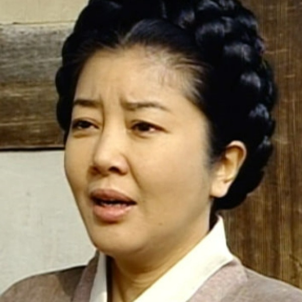 “아이들 위해 견뎠다” 이혼 두 번에 10년 째 기러기 엄마로 산 사극 여왕의 근황