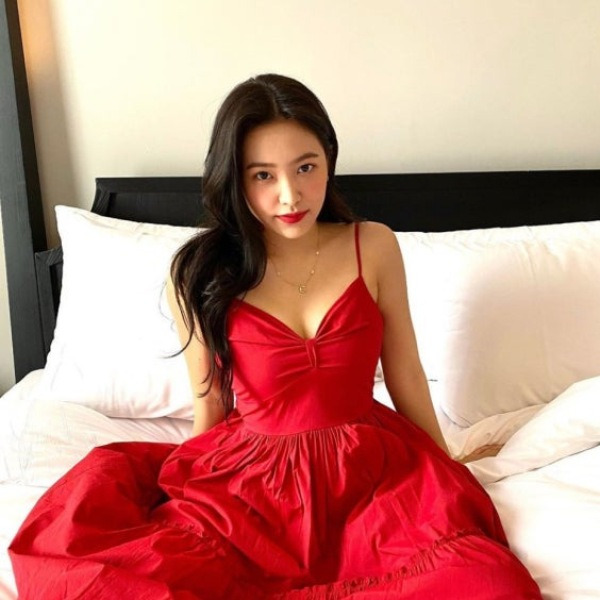 알고 보니 재벌가 상속녀로 돈, 명예, 미모 다 갖춘 데뷔 10년 차 걸그룹 멤버