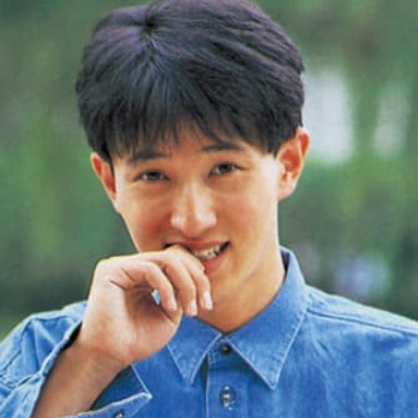 13관왕 찍고도 강수지와 공개연애로 팬들이 등 돌려 나락 간 국민가수의 최근 근황