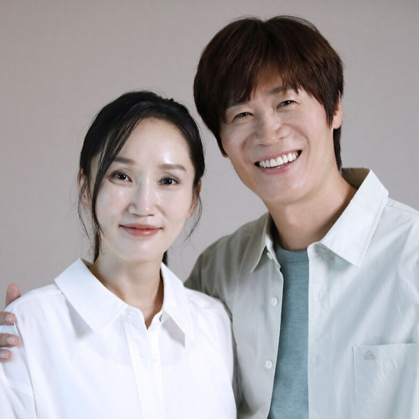 월급 30만원으로 결혼생활 시작, 쌀도 못 사던 무명 배우 부부의 인생역전 근황