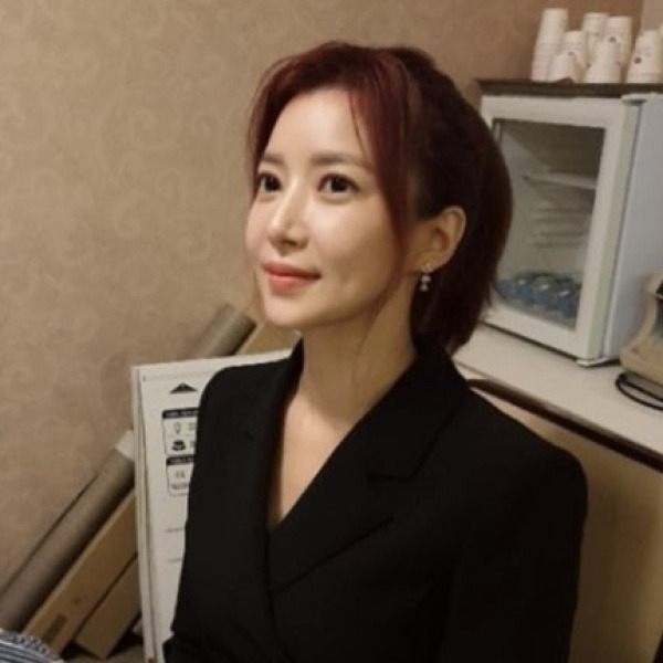 ‘왕따' 여배우 결혼식에 참석한 단 한 명의 여배우는 누구?