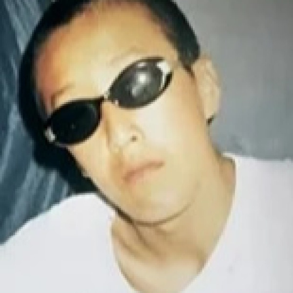 한국 최고 대기업 삼성전자 붙고도 사표내고 무명 조연 시작한 30살 남자 배우 충격 근황!