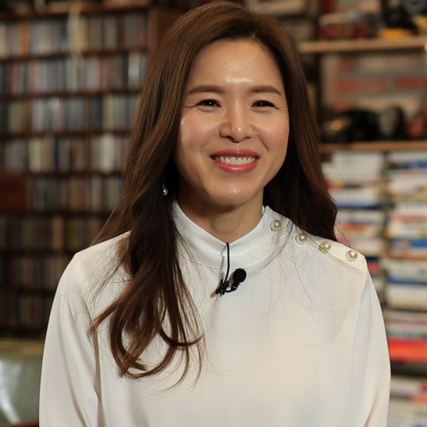 “냉장고만 5대” 네 남매 키우다 ‘식비 200만원’ 나와 남편은 라면 먹인다는 개그우먼