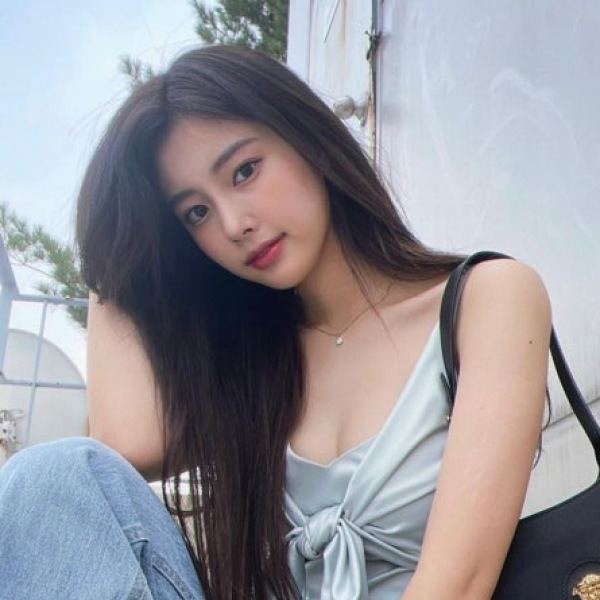 ‘얼굴천재' 비현실적인 외모에 학교 선생님도 감탄했던 여신 연예인